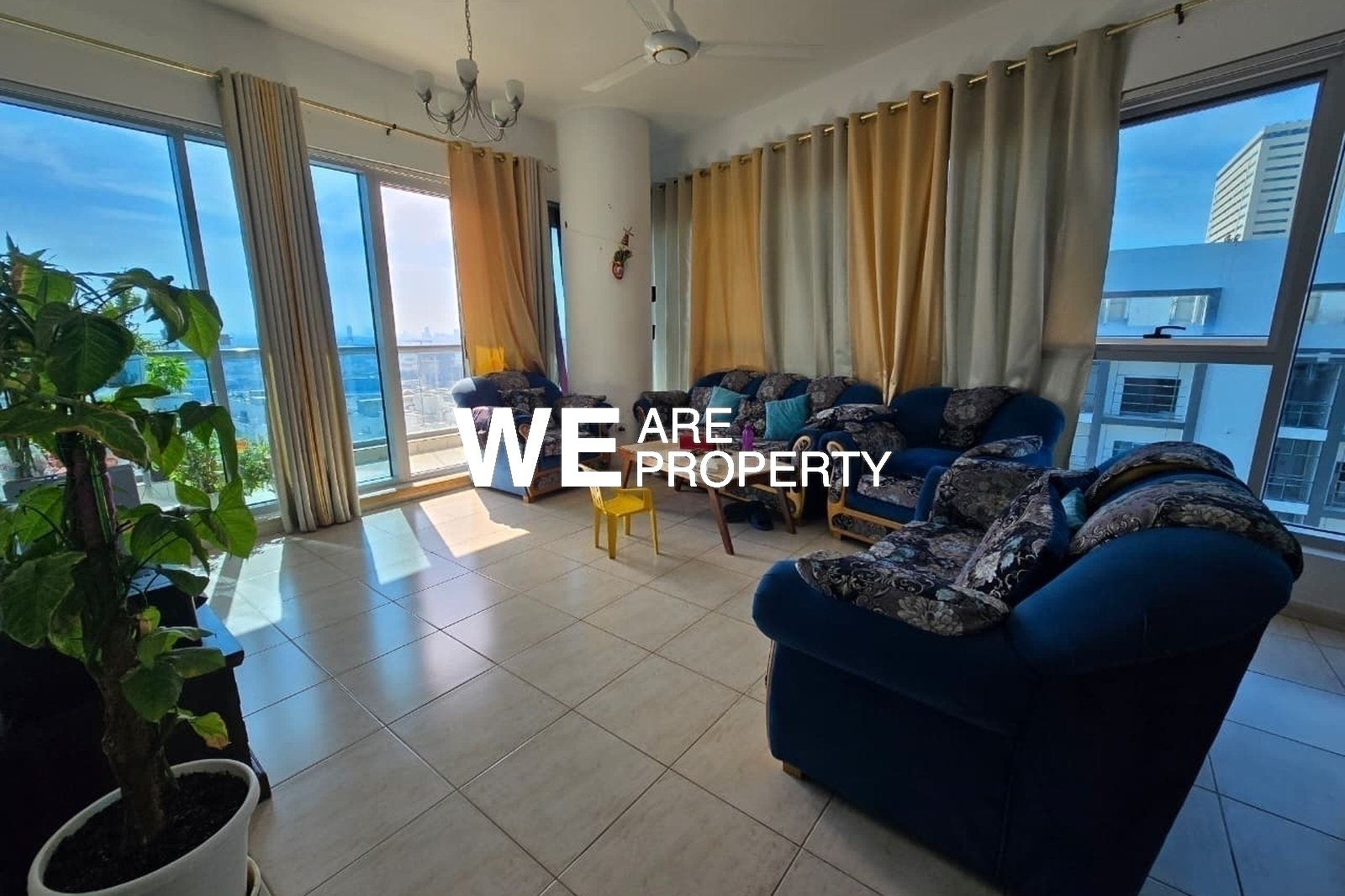 Vacant on Transfer | High Floor | Bright Layout, Dubai Land