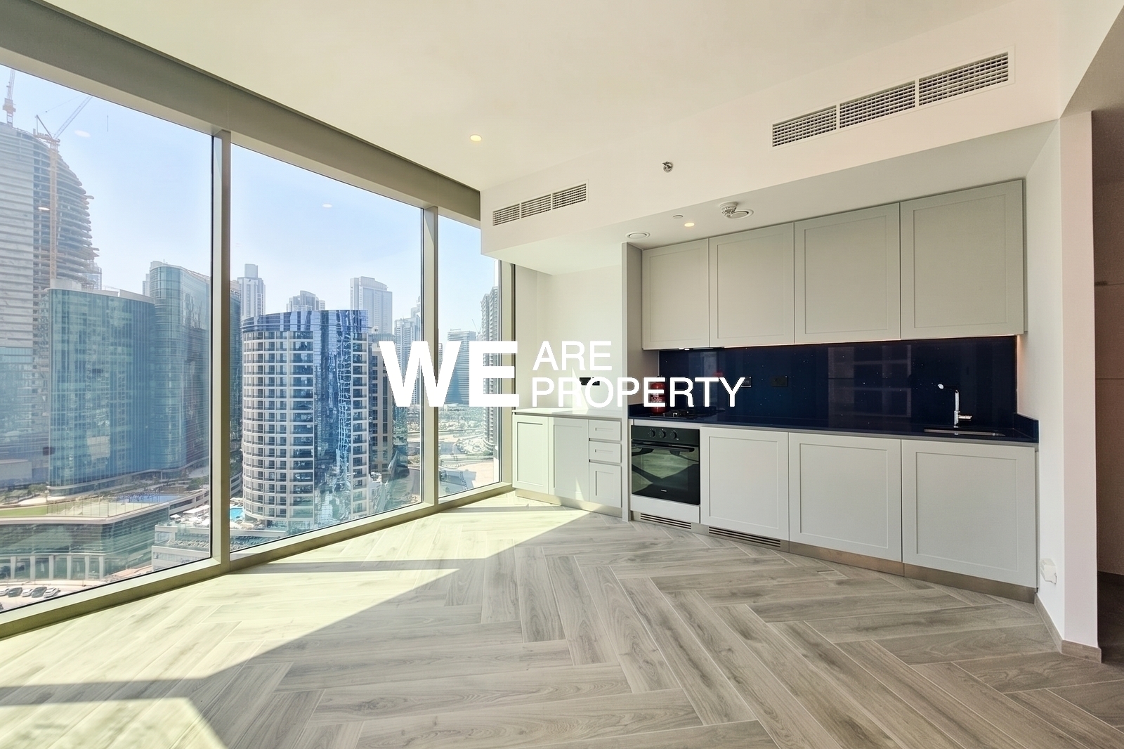 Bright Studio | Canal Views | Serine Living, Business Bay